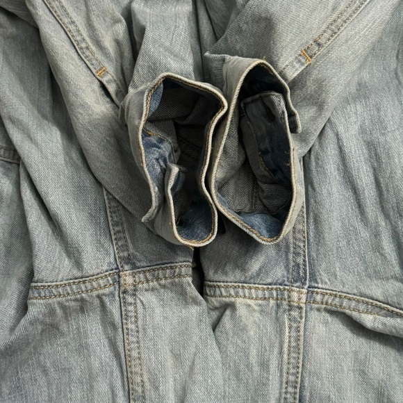 Gap Denim Jean Trucker Jacket Light Blue Wash  Retro 1990s Broken In Extra Large - Picture 14 of 16